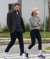 17-Spotted-with-Ben-Affleck-in-LA-21.jpg