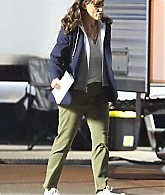 The-Last-Thing-He-Told-Me-On-Set-07-29-006.jpg