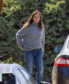 On-Set-The-Last-Thing-He-Told-Me-May-16-008.jpg