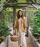 Filename=jengarneronline_architecturaldigest_photoshoot_28429.jpg
Filesize=1027KiB
Dimensions=992x1763
Date added=May 11, 2025 jengarneronline_architecturaldigest_photoshoot_28429.jpg