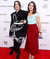 Filename=jengarneronline_dailyfrontrowawards_redcarpet_284429.jpg
Filesize=806KiB
Dimensions=1365x2048
Date added=May 11, 2025 jengarneronline_dailyfrontrowawards_redcarpet_284429.jpg